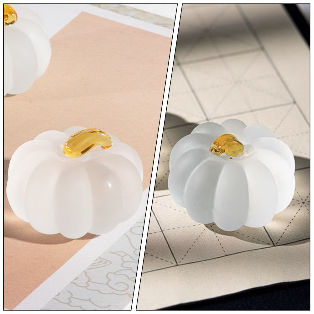 中国風の書道用ペーパーウェイト。クリスタルガラス製で、かぼち - Paper Weight Crystal のレビューと価格